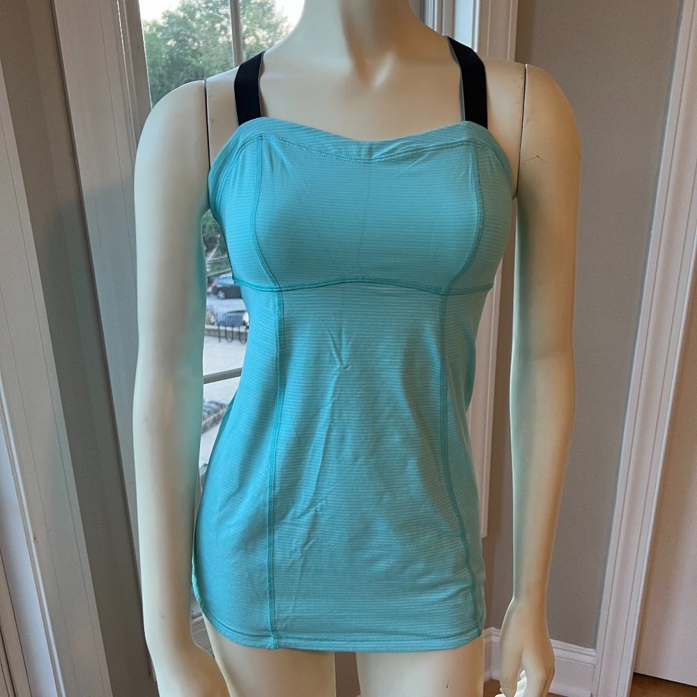 Lululemon Run: Catch Me Tank Tonka Stripe Angle Blue - Size 4